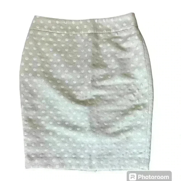 NWOT Ann Taylor Pencil Skirt - Picture 2 of 10